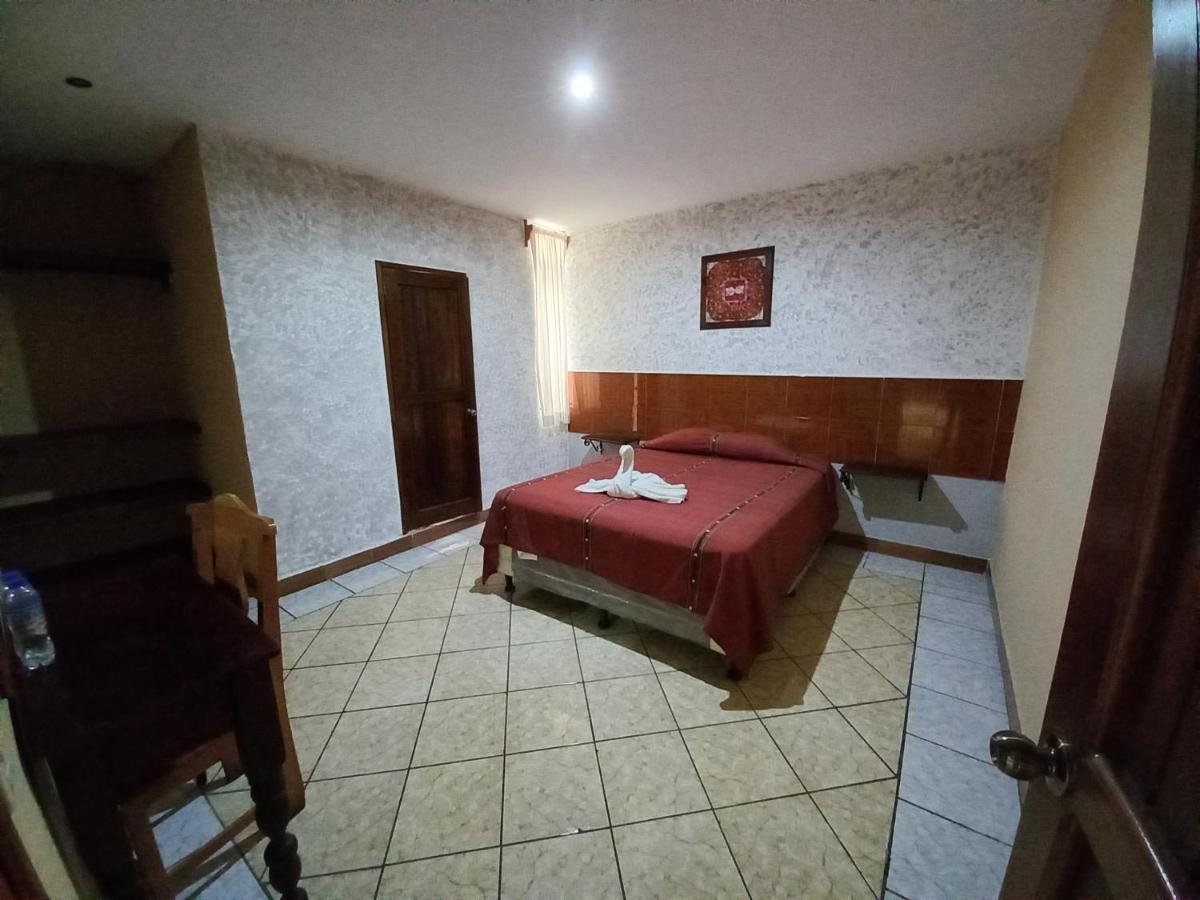 Hotel Nakbé Atitlán Panajachel Esterno foto